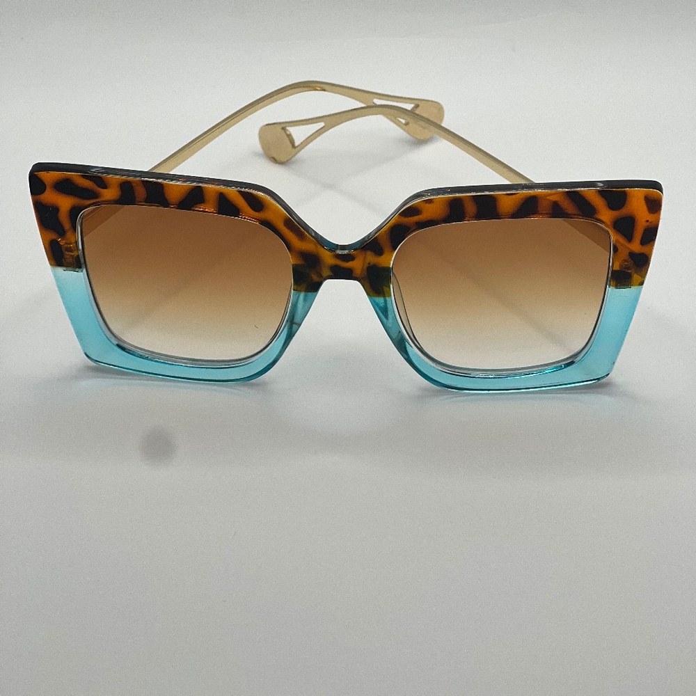 Venetian Pearl Oversize Square Sunglasses